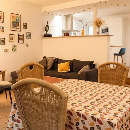 Logement En Centre-ville D'avranches